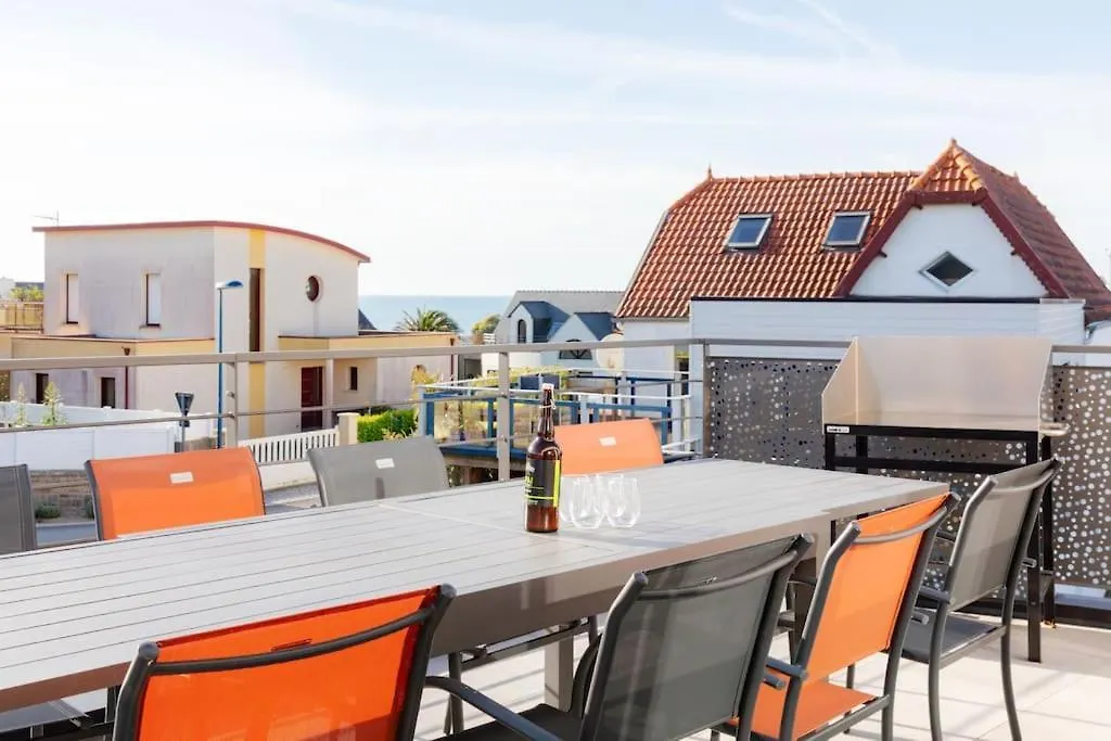 Villa Elisa Piscine Interieure Partagee Chauffee A 29 Degres A 100M De La Plage Sibiril